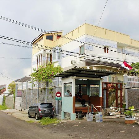 Zen Rooms Cassa Dua Pasteur Bandung Luaran gambar