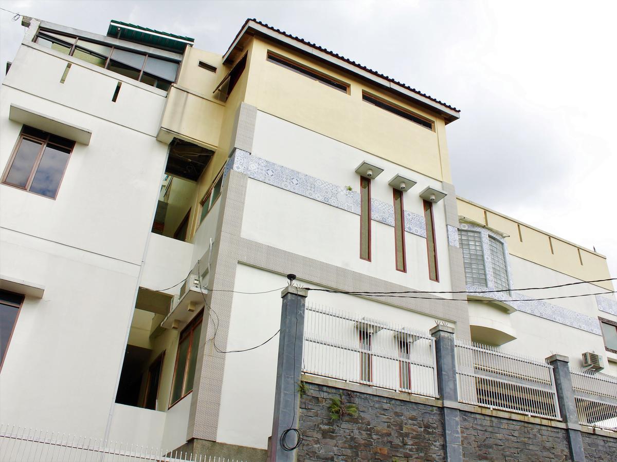 Zen Rooms Cassa Dua Pasteur Bandung Luaran gambar